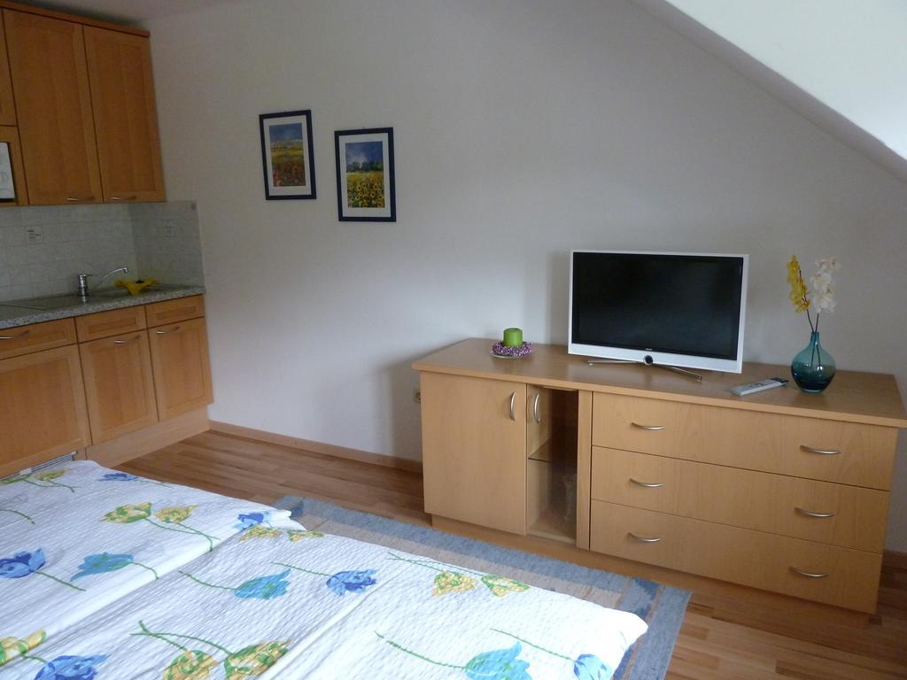 Haus Schoenblick Apartment Strobl Room photo